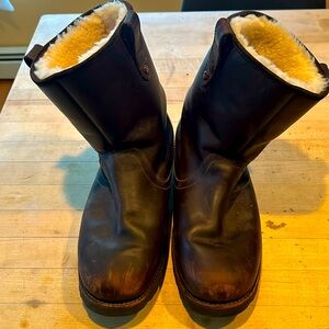 UGG Men's Dark Brown Leather Boots